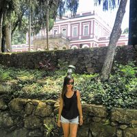 Camila Araújo的照片