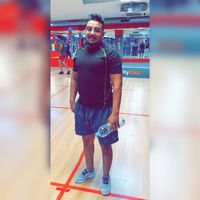 Younes Akram的照片