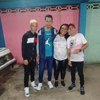 Adrian Guaina的照片