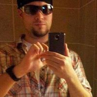 Josh Benbrook的照片