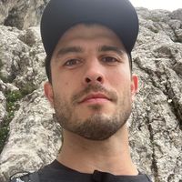 Andrej  Plávka's Photo