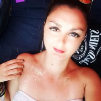 Gokcen Karatas的照片