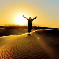 Sarah Maclean的照片