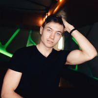 Maksym Nebesnyi的照片