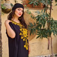 Negin Esfandiyari的照片