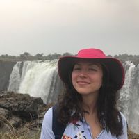 Lili Teregulova的照片