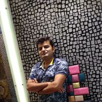 DrAbhishek Shukla的照片