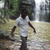 Théodore DOSSOU-YOVO的照片