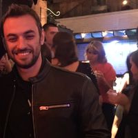 Alex Braver的照片