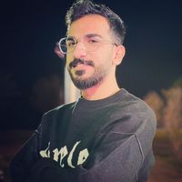 Ashkan charaki's Photo