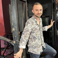 Atti Kabashi's Photo