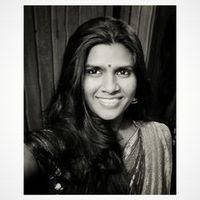 Esther Pawar's Photo