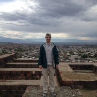 Ivan Sarkisov的照片