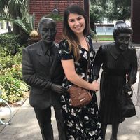 Sara Hanson的照片