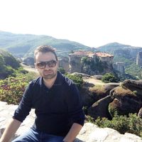 George Zavoudakis的照片