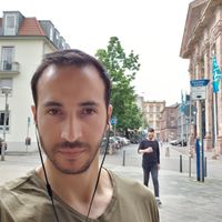 Adrian Granados的照片