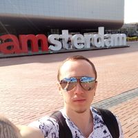 Mike Belokurov的照片