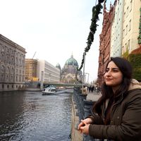 Aysenur Tuzen的照片