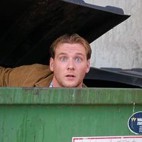 Frederick Bills的照片