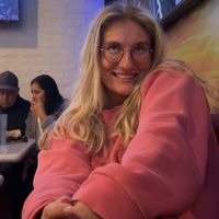 Caroline Gnezda的照片