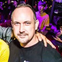 Matthew Hennebury的照片