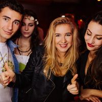 Karolina Wozniak的照片