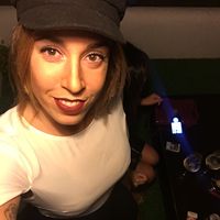 Laura Perez的照片