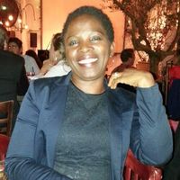 Beatrice Mbee's Photo