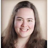 Lilla Tóth的照片