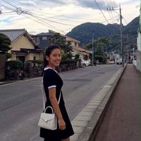 Photos de Luh Ninis Widyaningrum