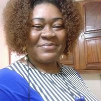 Irène Flore Yongni的照片