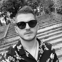 Piotr Swioklo的照片