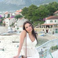 Yvonne Carmen Wittek的照片