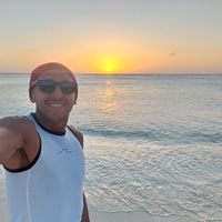 Jorge Arévalo的照片