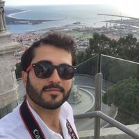 Fotos von Fecri Karakuş