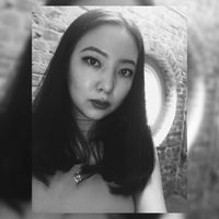 Aigerim Sharshenalieva的照片