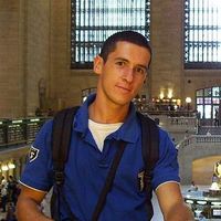 Adrien Le Roux的照片