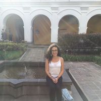 Maria de Lourdes Calderon的照片