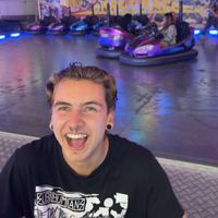 August Schultz的照片