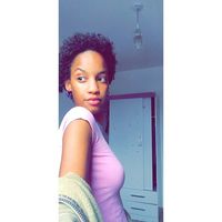 Kyara Oliveira's Photo