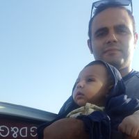 farid esmaely的照片