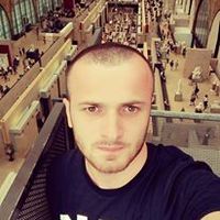 Gia Gulordava的照片