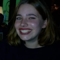 Justine Lastelle的照片