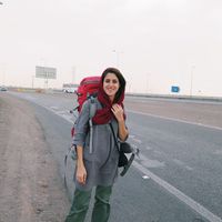 parinaz tayyebi khameneh的照片