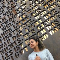 saba sanjarani的照片