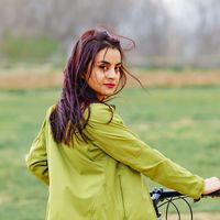 Azade Soltani的照片