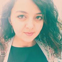 Busra Kandemir的照片