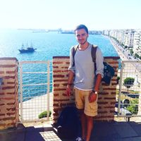 Celal Emre Demir的照片