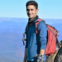 Sina Gandomi的照片