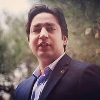 David Bahadori's Photo